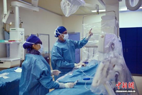 1017L()g(sh) z